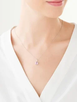 Zawieszka z białego złota z diamentami i ametystem - próba 375