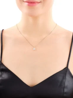 Zawieszka z żółtego i białego złota z brylantami - kwadrat - 0,15 ct - próba 585