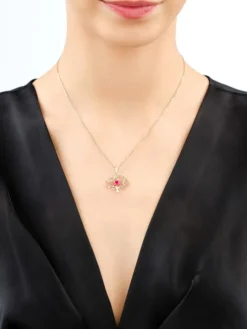 Zawieszka z żółtego złota z brylantami i rubinem syntetycznym - drzewko, serce - próba 375