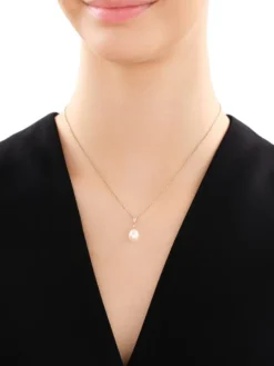 Zawieszka z żółtego złota z brylantami i perłą - próba 585