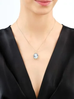 Zawieszka z żółtego złota z brylantami i agatem - kamea - próba 585