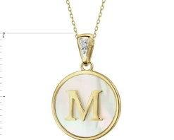 Zawieszka z żółtego złota z diamentem i masą perłową - litera M - próba 375