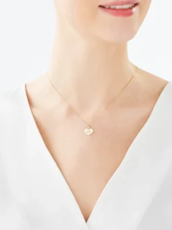 Zawieszka z żółtego złota z diamentami- serce, litera A - 0,006 ct - próba 375