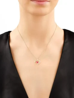 Zawieszka z żółtego złota z diamentami i rubinem syntetycznym - serce - próba 375