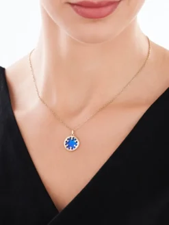 Zawieszka z żółtego złota z diamentami i emalią - rozeta - 0,01 ct - próba 375