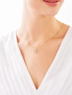 Zawieszka z żółtego złota z diamentem - aniołek, serce - 0,003 ct - próba 585