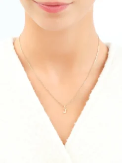 Zawieszka z żółtego złota z diamentem - litera J - 0,003 ct - próba 375