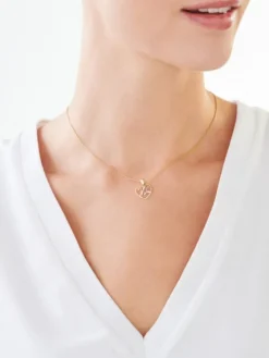 Zawieszka z żółtego złota z diamentem - litera W, serce - 0,005 ct - próba 585