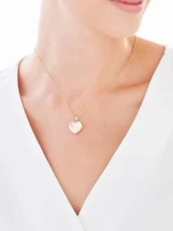 Zawieszka z żółtego złota z diamentami - puzderko - serce - 0,01 ct - próba 375