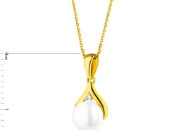 Zawieszka z żółtego złota z diamentem i perłą - próba 375