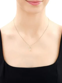 Zawieszka z żółtego złota z diamentami - nieskończoność - 0,01 ct - próba 375