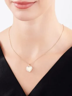 Zawieszka z żółtego złota z diamentami - puzderko - serce - 0,01 ct - próba 375