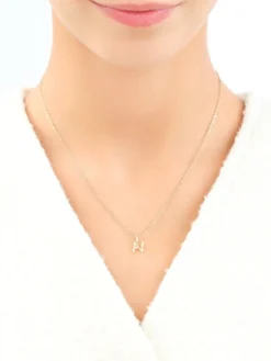 Zawieszka z żółtego złota z diamentem - litera N - 0,003 ct - próba 375