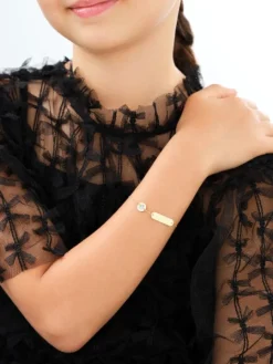 Złota bransoletka z emalią i blaszką - koniczyna