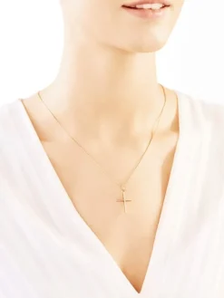 Złota zawieszka - krzyż