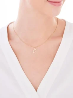 Złota zawieszka - litera E