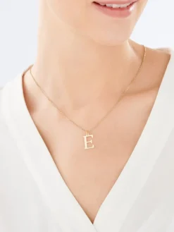 Złota zawieszka - litera E
