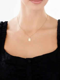 Złota zawieszka - medalik Matka Boska