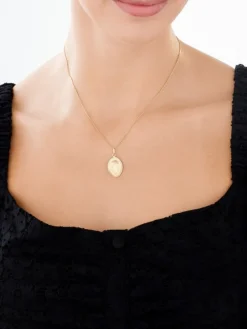 Złota zawieszka - medalik Matka Boska