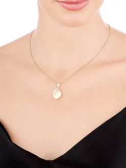 Złota zawieszka - puzderko