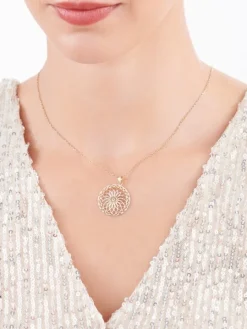 Złota zawieszka - rozeta