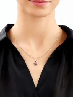 Złota zawieszka z cyrkoniami