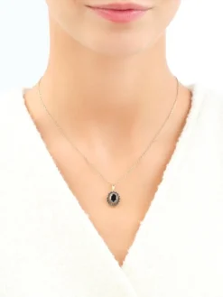 Złota zawieszka z cyrkoniami