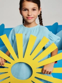 Złota zawieszka z emalią -  miś panda