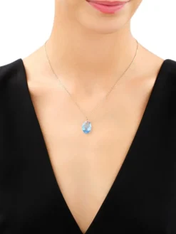 Złota zawieszka z kryształem syntetycznym