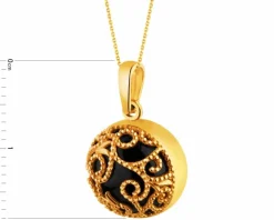 Złota zawieszka z onyksem syntetycznym