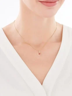 Złota zawieszka z rubinem syntetycznym - serce