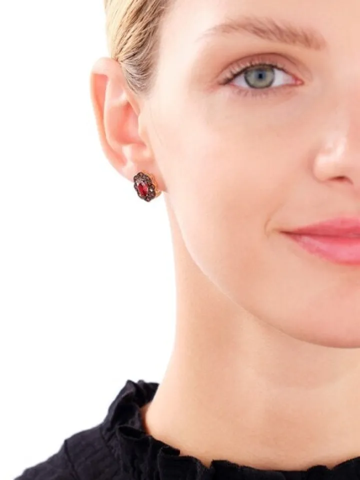 Złote kolczyki z cyrkoniami