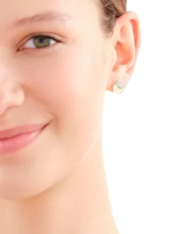 Złote kolczyki z emalią