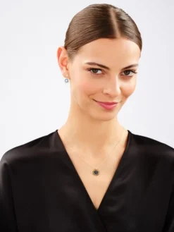 Złote kolczyki z emalią - kwiaty