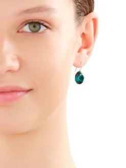 Złote kolczyki z kryształami syntetycznymi