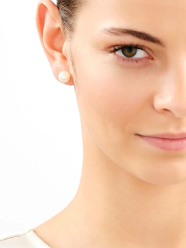 Złote kolczyki z perłami