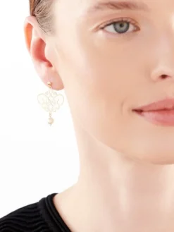 Złote kolczyki z perłami