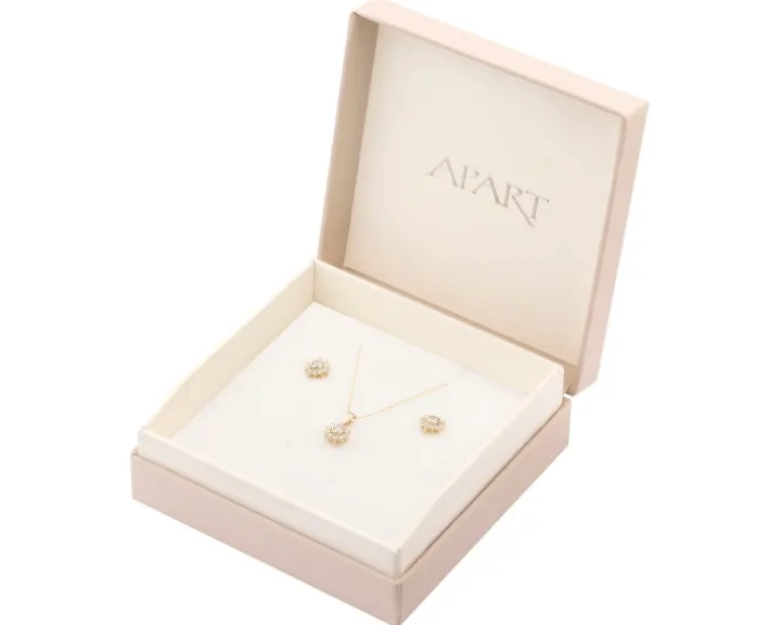 Złote kolczyki, zawieszka i łańcuszek - komplet