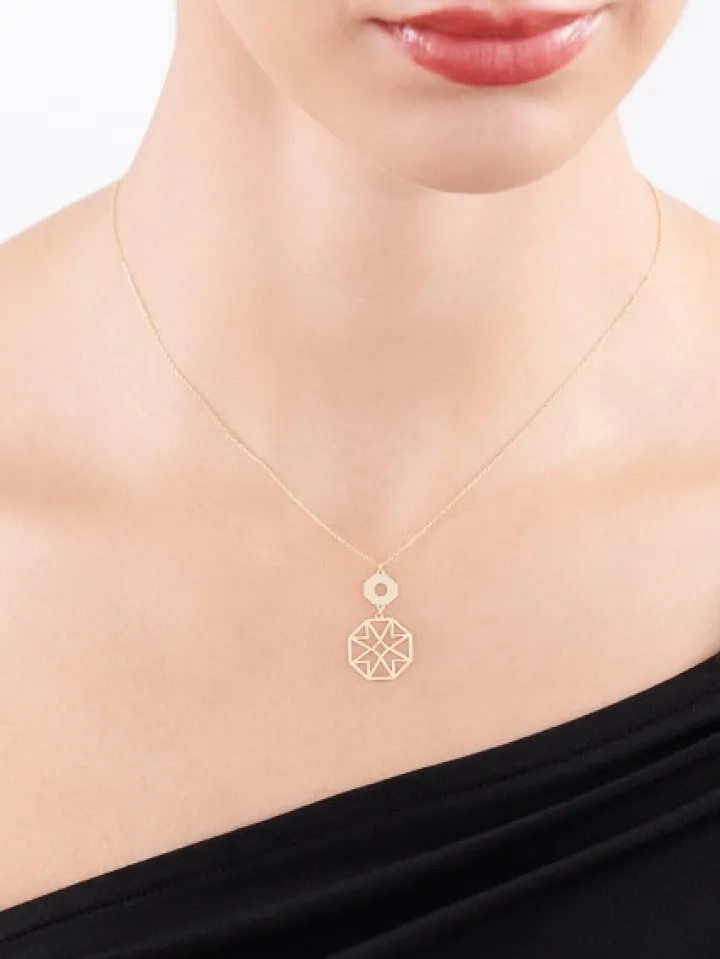 Złoty naszyjnik, ankier