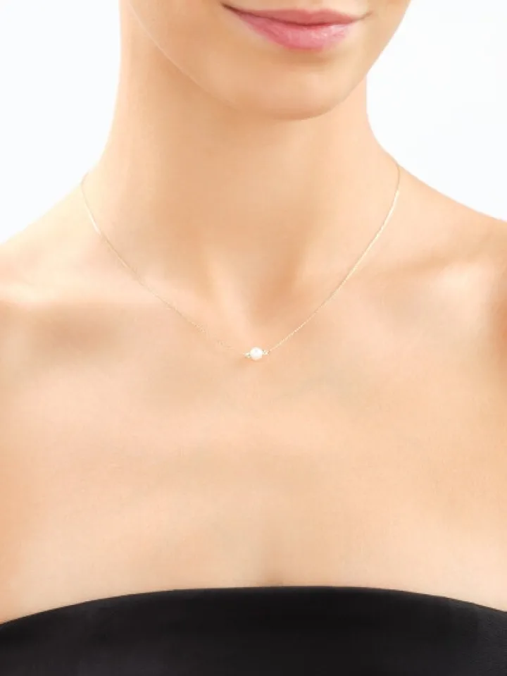 Złoty naszyjnik z perłą