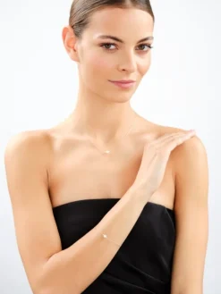 Złoty naszyjnik z perłą