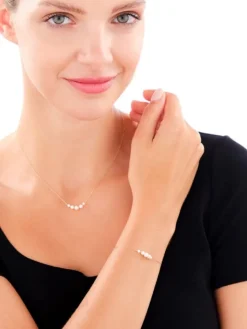 Złoty naszyjnik z perłami, ankier