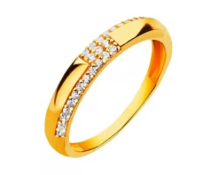 Złoty pierścionek z cyrkoniami
