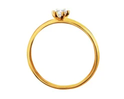 Złoty pierścionek z cyrkonią