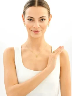 Złoty pierścionek z cyrkonią