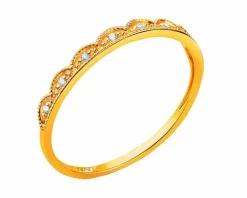 Złoty pierścionek z cyrkoniami