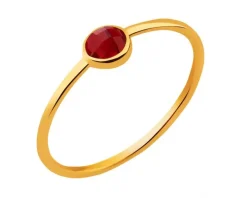 Złoty pierścionek z cyrkonią