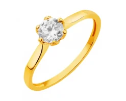 Złoty pierścionek z cyrkonią