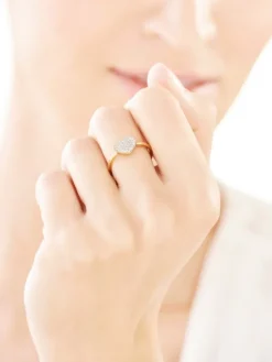 Złoty pierścionek z cyrkoniami - serce