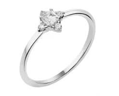 Złoty pierścionek z cyrkoniami